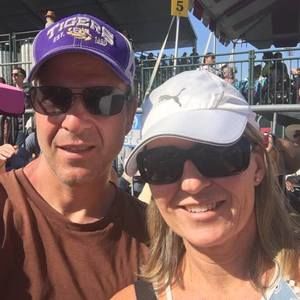 Meet your Posher, Devon